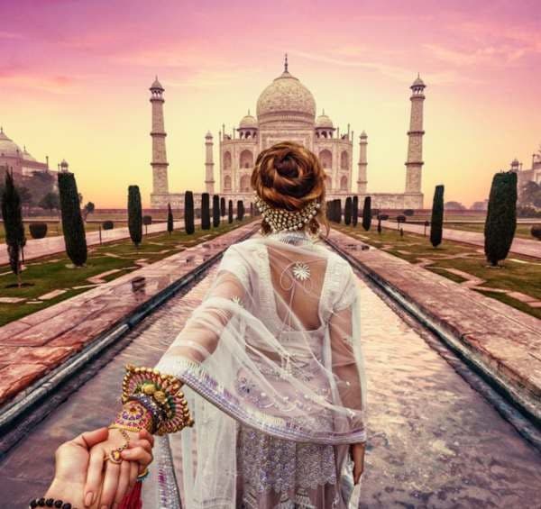 travel influencer murad osmann in India